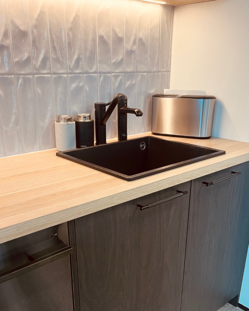 Commercial Plumbing_Zenith tap